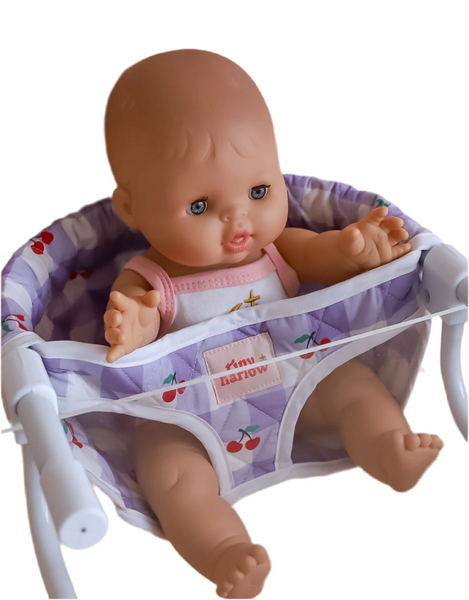 Tiny Harlow doll feeding chair lilac