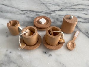 Make me Iconic Wooden Tea Set missing tea pot