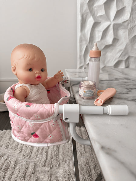 Tiny Harlow doll feeding chair strawberry