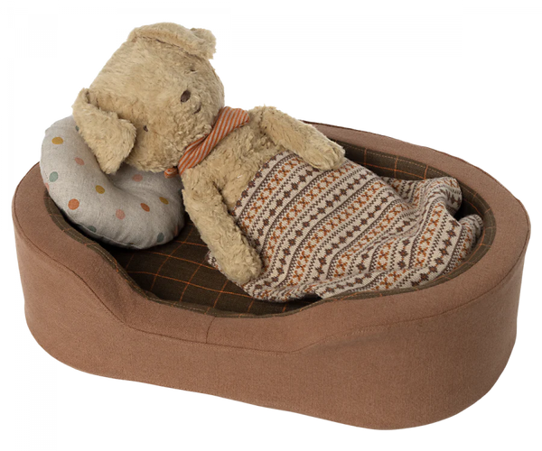 maileg dog basket brown