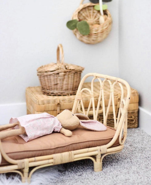 Poppie rattan day bed clay